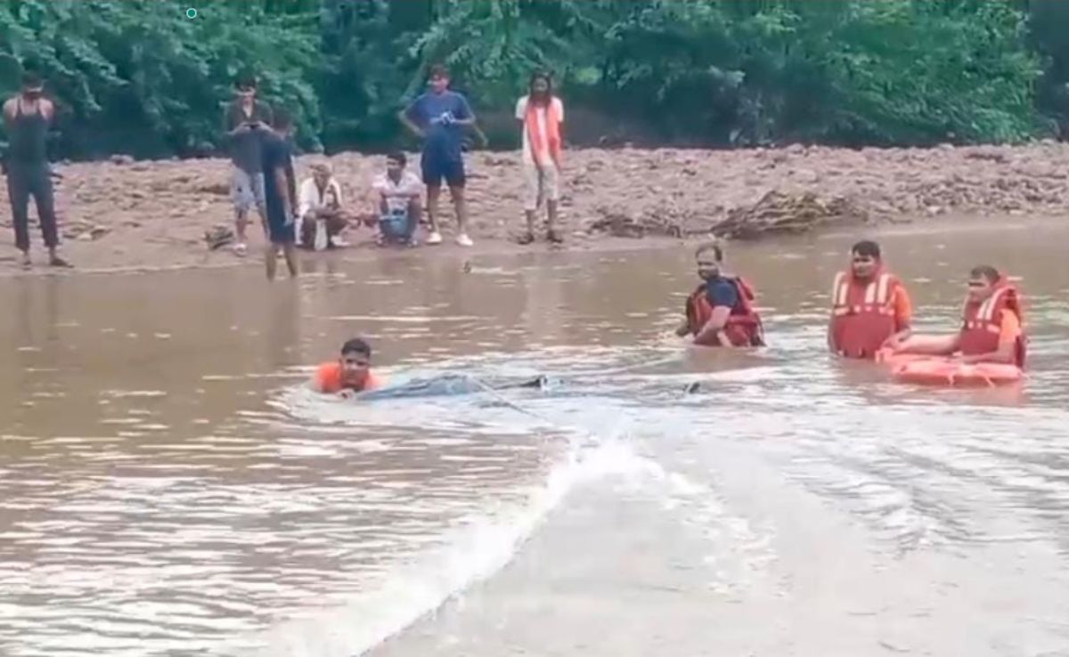 Video: Boat Carrying 10 Overturns After Heavy Rain In Sawai Madhopur