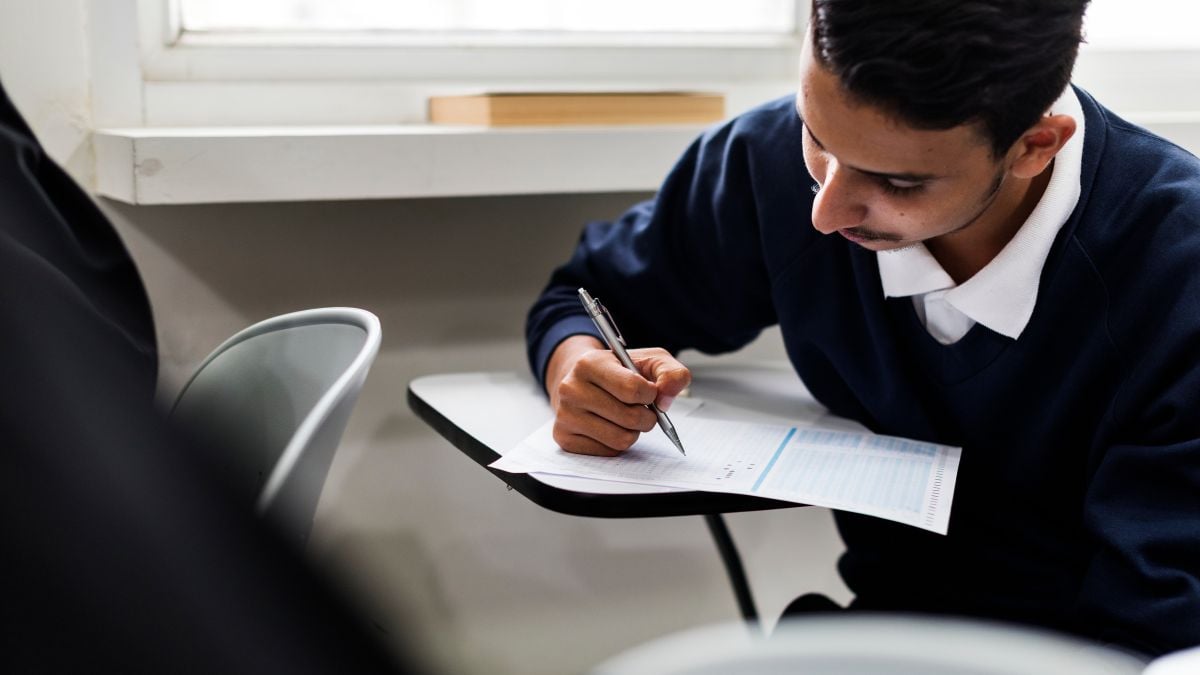 CBSE Board Exam 2026: Science Sample Paper With Revised Pattern