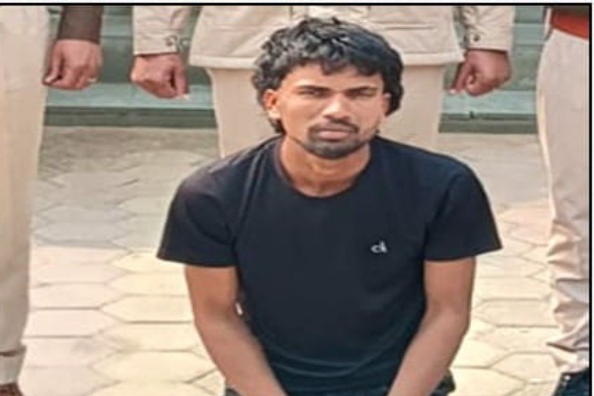 Rajasthan Photographer Throws Acid At 14&Year&Old Girl For Refusing To Talk