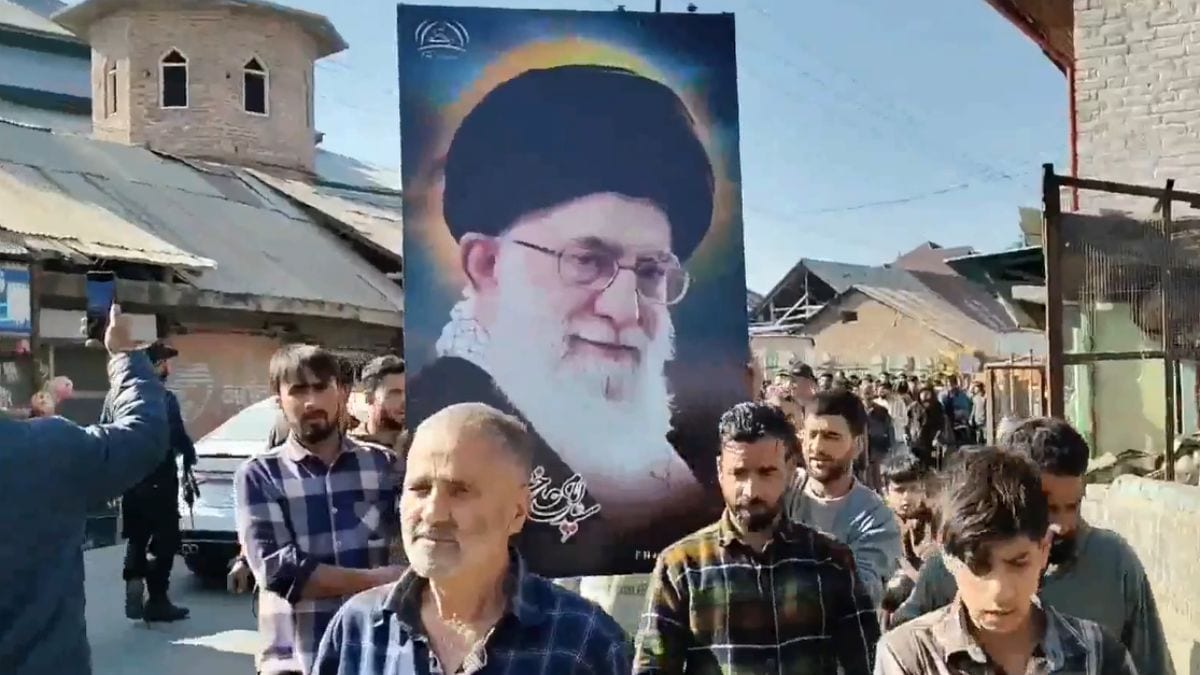 Srinagar's City Centre Shut, Crowd Protesting Khamenei Death Clash With Cops