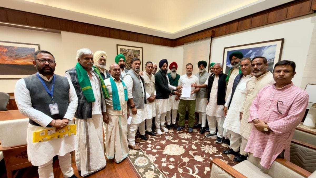 Rahul Gandhi Meets Farmers On India&US Deal. "Stage&Managed," Says BJP