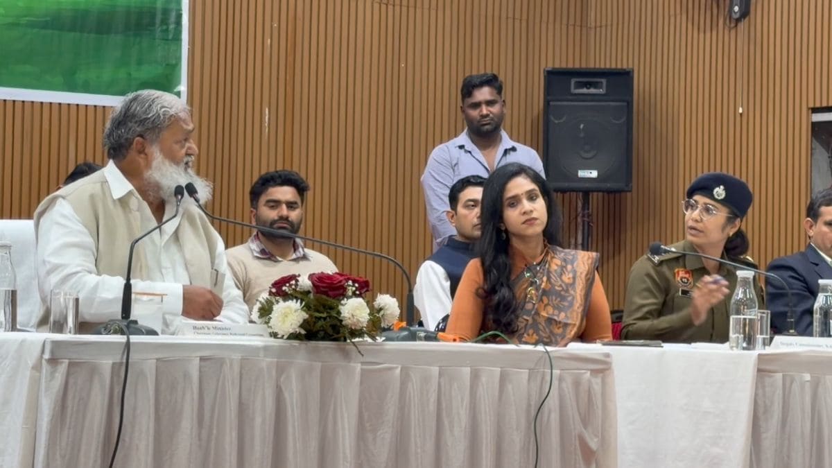 "Then Get Out Of Here": Minister Anil Vij, Senior Cop Argue Over Suspension