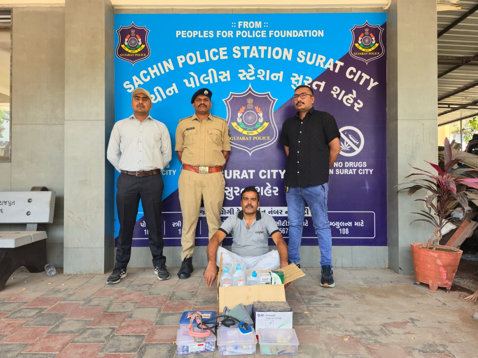 Class 10 Dropout From Bengal Caught Running Fake Clinic in Gujarat