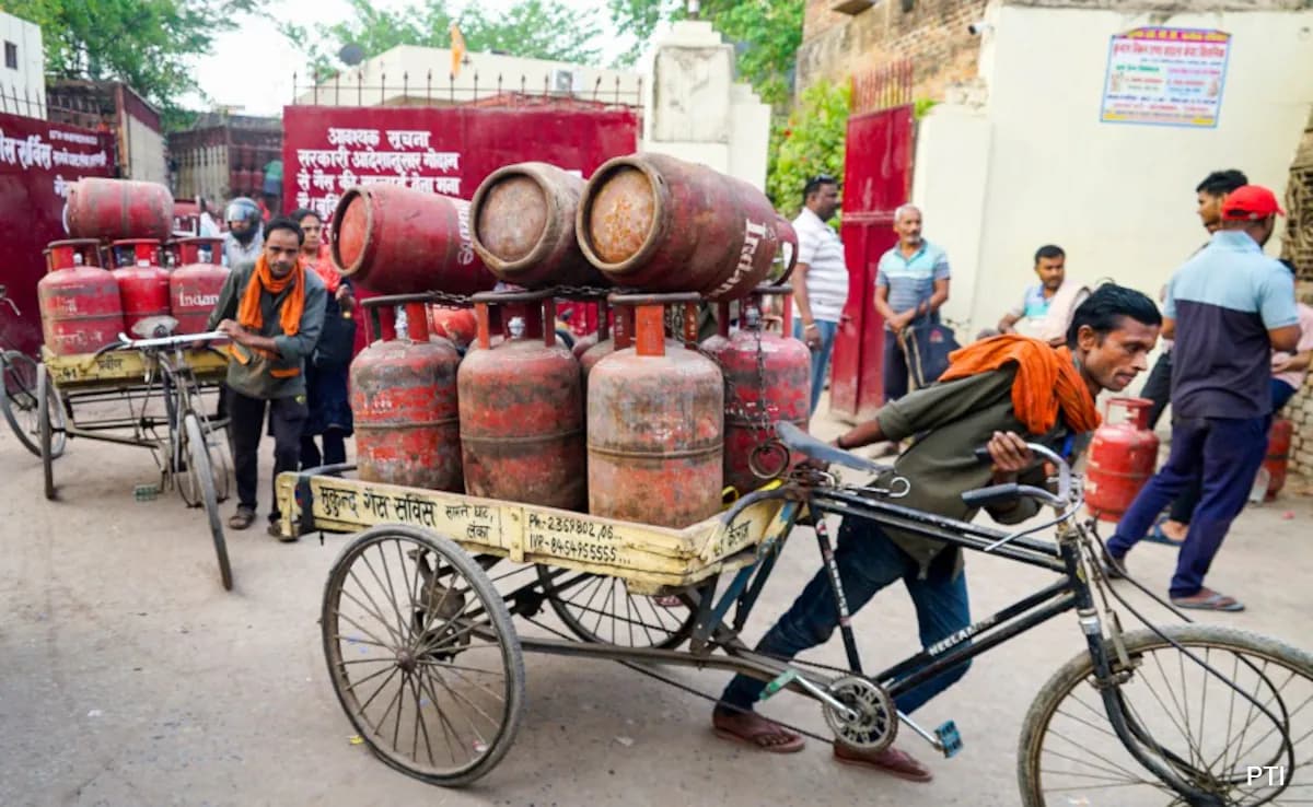 Centre Urges States To Cut Local Levies In Push For PNG Adoption