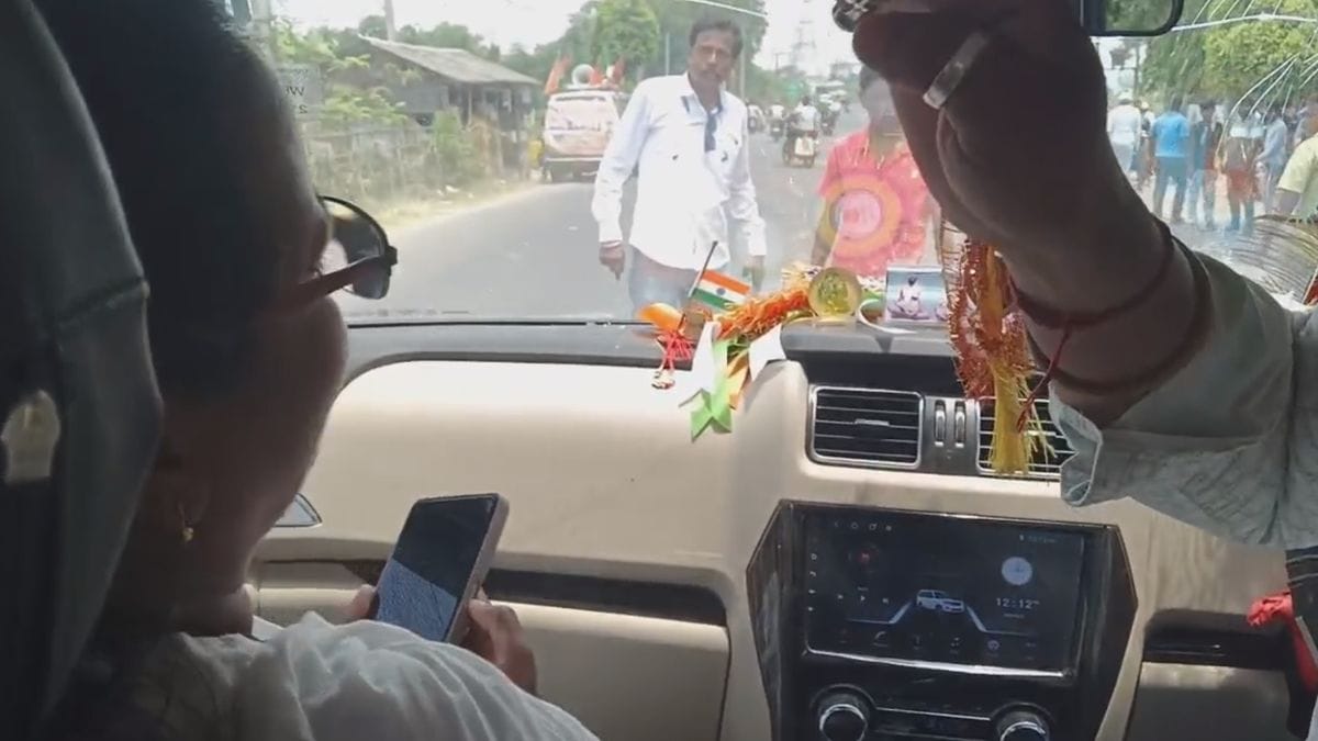 Screams, Cracked Windshield: Trinamool MP's Facebook Live Amid "Attack"