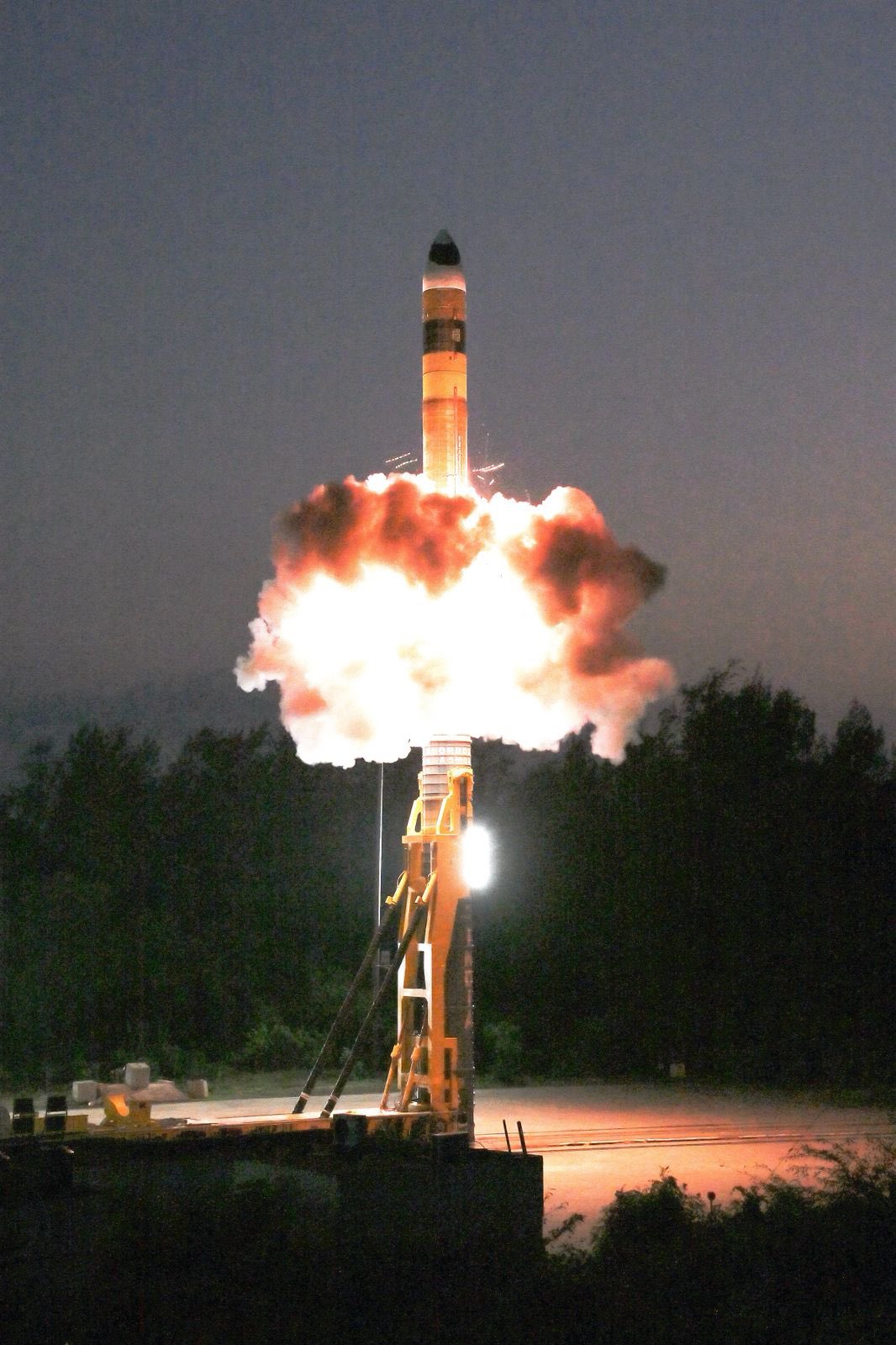 India Tests Advanced Agni Missile Designed To Strike Multiple Targets