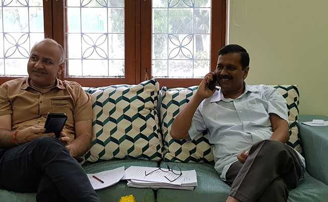 सीएम अरविंद केजरीवाल ने बुलाई कैबिनेट की बैठक, 24 घंटे में अफसरशाही में बड़े फेरबदल की उम्मीद