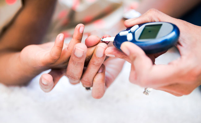 Women with diabetes are at higher risk of cancer as compared to men