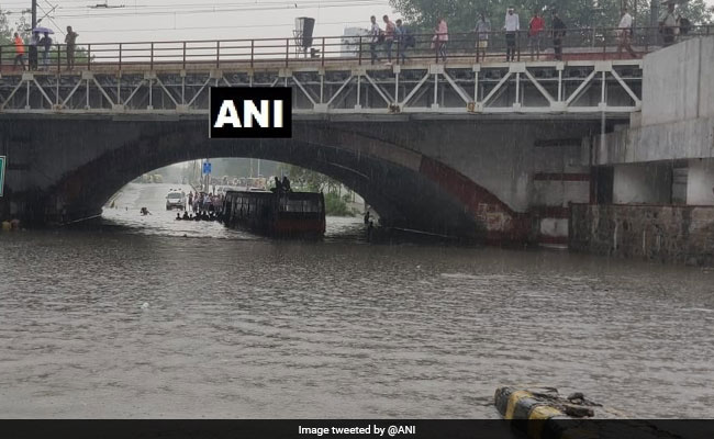 Delhi High Court Seeks Suo Moto Cognisance Of Waterlogging