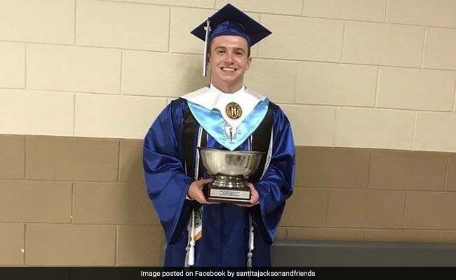 Graduate Quotes Trump In Speech. Crowd Cheers, He Reveals It Was Obama