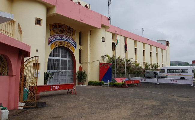 42 Bhopal Central Jail Inmates Undertake Paramedical Course