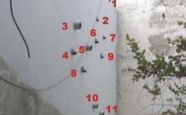 In Delhi Family Deaths, Police Question The Mason Who Installed 11 Pipes