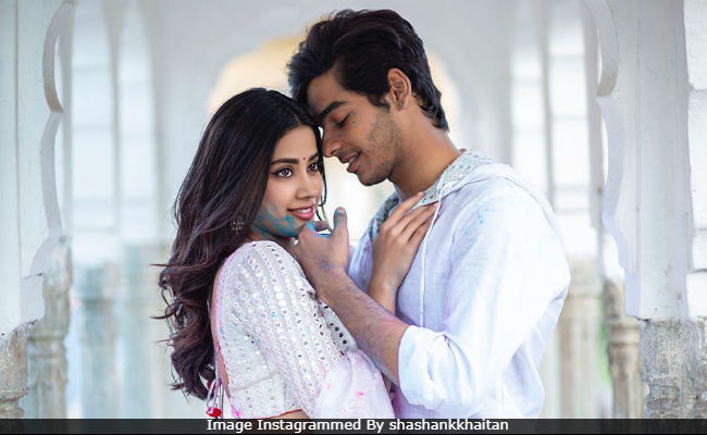 This Dhadak-Themed Cake With Ishaan Khatter And Janhvi Kapoor's Figurines Looks Gorgeous!