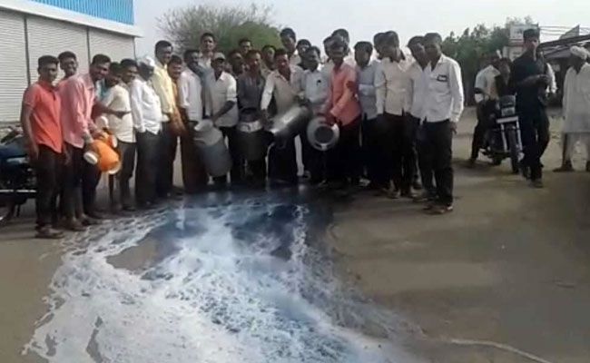 Farmers Begin 10-Day Protest; Milk, Vegetable Supply To Be Affected: 10 Points