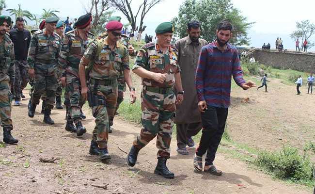 बदले राजनीतिक हालात में कश्मीर में आतंकियों के खिलाफ तेज हो सकता है अभियान