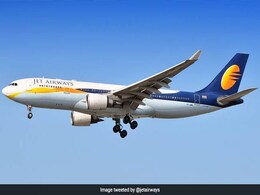 Jet Airways Grounds 4 Pilots For Clicking Selfies On Training Flight Jet Airways Grounds 4 Pilots For Clicking Selfies On Training Flight