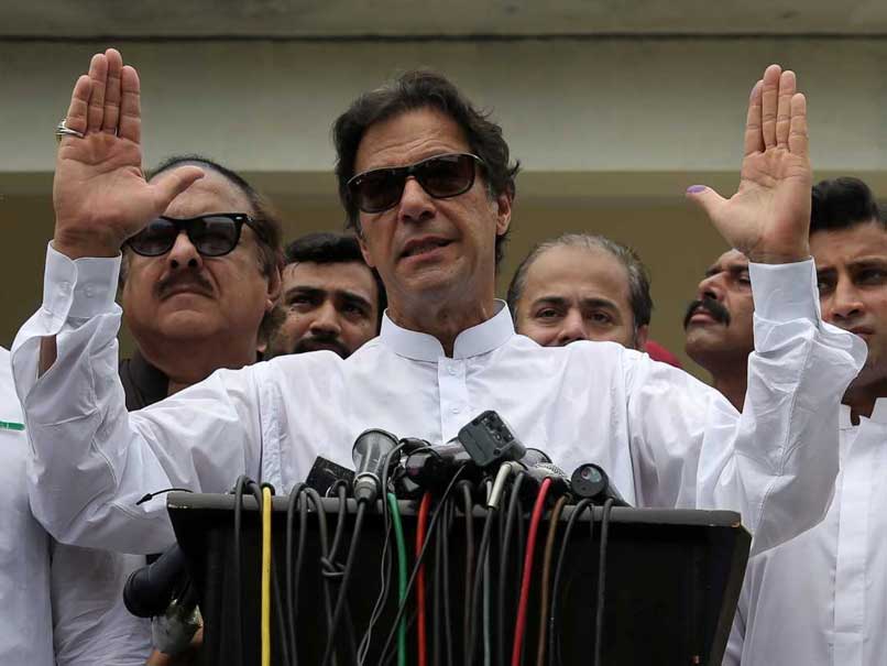 Imran Khan's Party Eyes To Grab Pakistan's Punjab With Independents' Help
