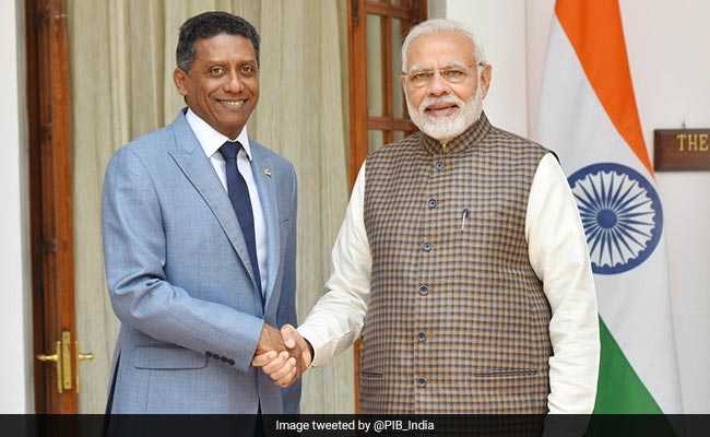 India Gets Two Giant Aldabra Tortoise From Seychelles, As Gift