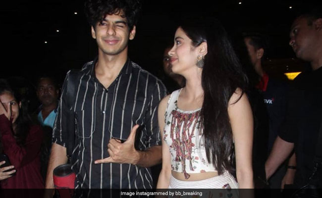 Dhadak Stars Janhvi Kapoor And Ishaan Khatter Are Having Lots Of Foodie Fun In Delhi!