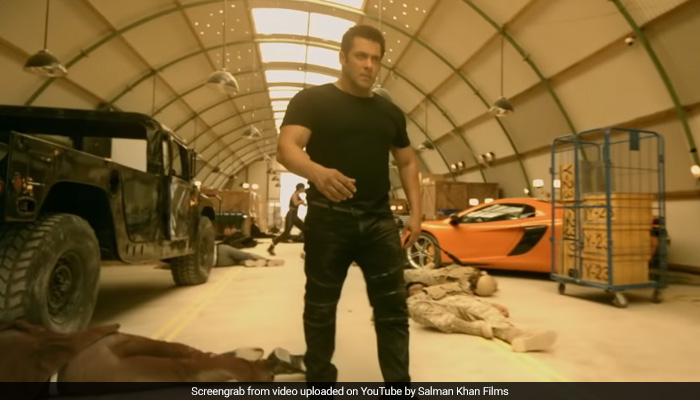 Race 3 Leaked Online: सलमान खान के लिए बुरी खबर, फेसबुक पर लीक हुई 'रेस 3'