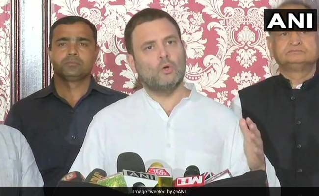 मंदसौर रेप कांड : राहुल गांधी ने जताया दुख, सीएम शिवराज ने कहा- बच्ची की सेहत में सुधार