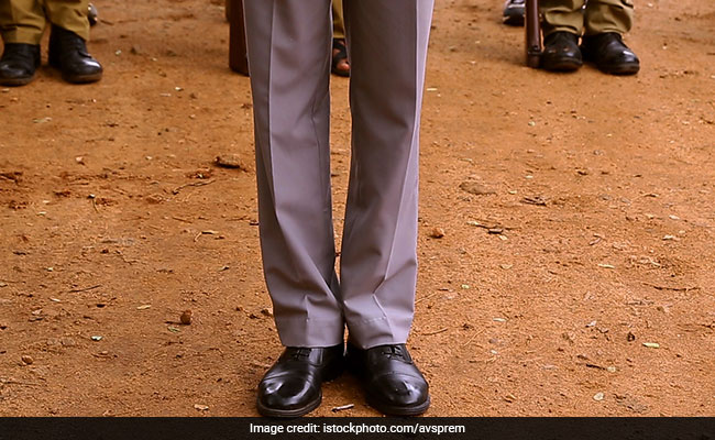 इस स्कूल में लड़कियों को मिली शॉर्ट्स और पैंट पहनने की आजादी, शिक्षा मंत्री बोलीं- अब बाइक से आ पाएंगी लड़कियां