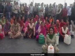 शिमला नगर निगम ने बिल न जमा करने वाले 40 होटलों के कनेक्शन काटने के दिये आदेश शिमला नगर निगम ने बिल न जमा करने वाले 40 होटलों के कनेक्शन काटने के दिये आदेश