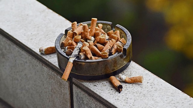 Exposure to household smokers can have a negative effect on breastfeeding practices