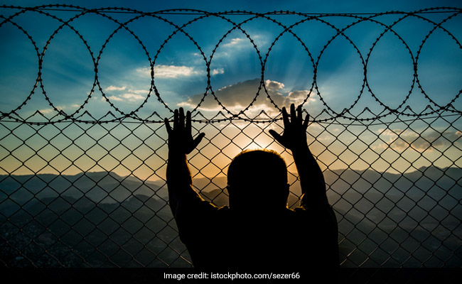 US Government Responsible For Immigrant Families' Reunification: Court