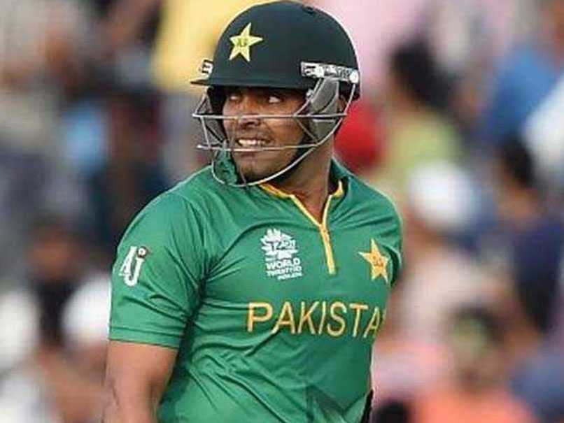 Pakistan Election: बनियान पहनकर इस पाक क्रिकेटर ने की वोट डालने की अपील, लोग बोले- भाई शर्ट पहन लेते