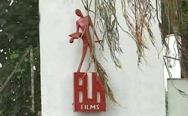 कपूर परिवार ने लिया 70 साल पुराने RK स्टूडियो को बेचने का फ़ैसला, ये है वजह