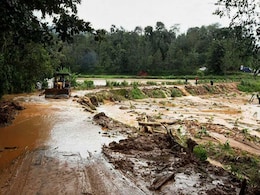 Earnings Fall As Tourism Drowns In Karnataka, Kerala During Peak Season Earnings Fall As Tourism Drowns In Karnataka, Kerala During Peak Season
