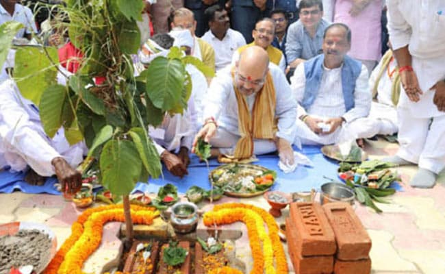 अमित शाह ने बिरसा मुंडा के गांव में जिस आवास योजना का किया था भूमि पूजन, वहां नहीं लगी एक भी ईंट