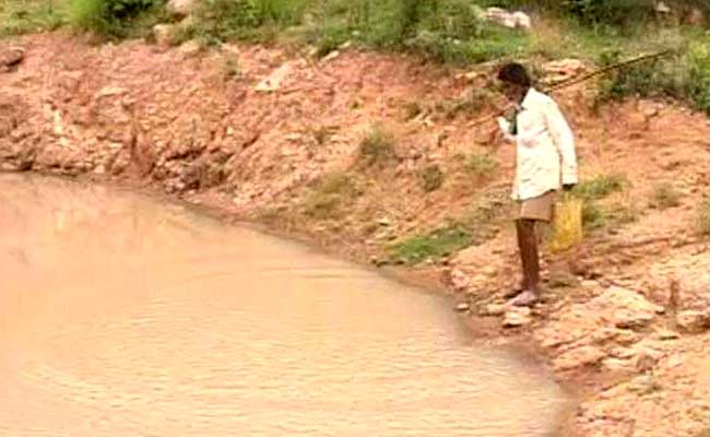 Meet The Karnataka Man Whose Life Mission Is To Build Ponds For Animals