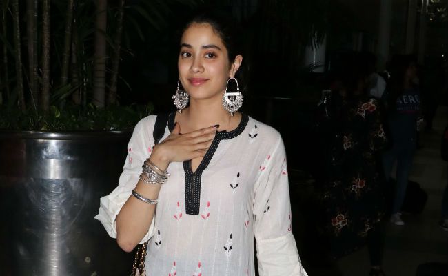 <I>Dhadak</i>: Janhvi Kapoor, Huge Fan Of These Two Actresses, 'Tried To Pick Up From Them'