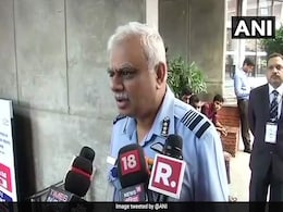 वायुसेना के वाइस चीफ एयर मार्शल एसबी देव ने दुर्घटनावश खुद को गोली मारी वायुसेना के वाइस चीफ एयर मार्शल एसबी देव ने दुर्घटनावश खुद को गोली मारी