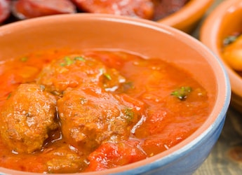 Indian Cooking Tips: How To Make Spicy Chicken Kofta To Sate Your Cravings Indian Cooking Tips: How To Make Spicy Chicken Kofta To Sate Your Cravings