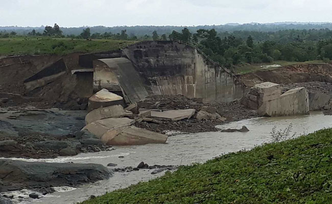 Rescuers Struggle To Reach Thousands Stranded In Myanmar Dam Flooding