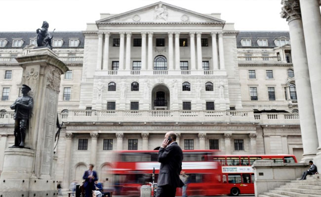 Everything But The Voice: Britons' Mobile Calls Fall For First Time