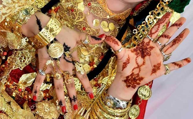 Tunisian Economy's Key Driver Henna Losing Its Allure As "Red Gold"