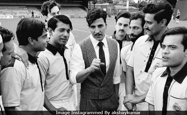 <i>Gold</i> Movie Review: Akshay Kumar Is Biggest Weakness In Film That Glitters Only Intermittently