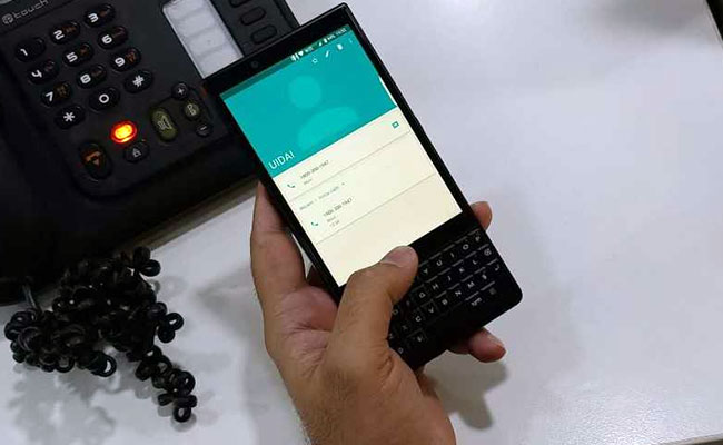 Submit Aadhaar De-Linking Plan Within 15 Days, Telecom Firms Told