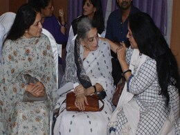 At Kalpana Lajmi's Prayer Meet, Neena Gupta, Soni Razdan And Other Friends At Kalpana Lajmi's Prayer Meet, Neena Gupta, Soni Razdan And Other Friends