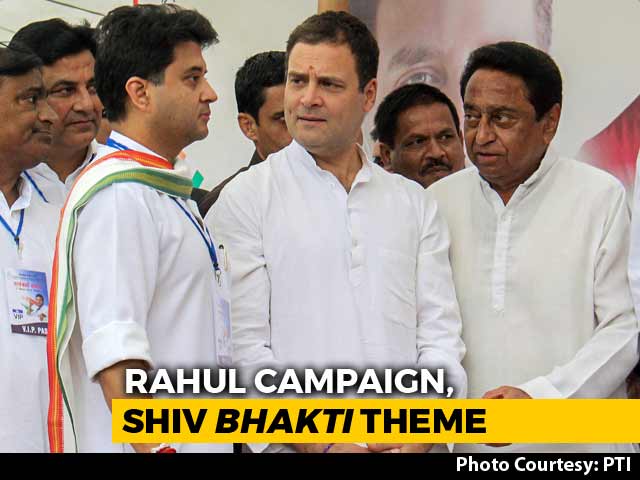 18-km Roadshow, 'Shiv Bhakt' Posters: Rahul Gandhi's Big Bhopal Show