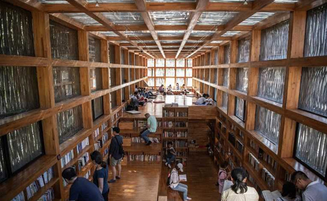 This Wooden Library Outside Beijing Is Perfect For Bookworms
