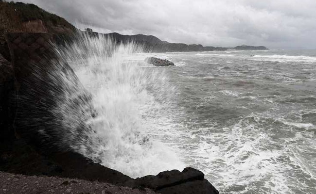 More Than 1,000 Flights Cancelled, 50 Injured As Typhoon Trami Hits Japan