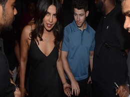 Priyanka Chopra And Nick Jonas' Dinner Date in Mumbai. See Pics Priyanka Chopra And Nick Jonas' Dinner Date in Mumbai. See Pics
