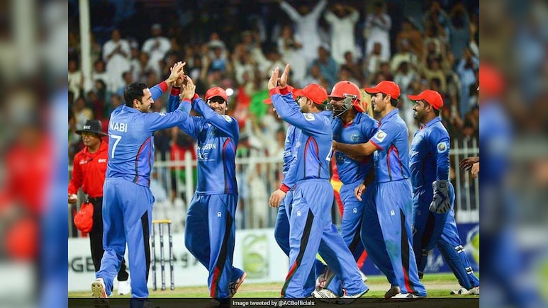 T20 WC 2026: अजमतुल्लाह ओमरजाई ने गेंद के साथ बल्ले से भी मचाया धमाल, अफगानिस्तान ने UAE को हराकर दर्ज की पहली जीत