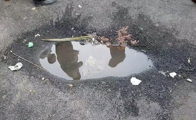 UP Officials' Leaves Cancelled To Get Pothole-Free Roads By November 15