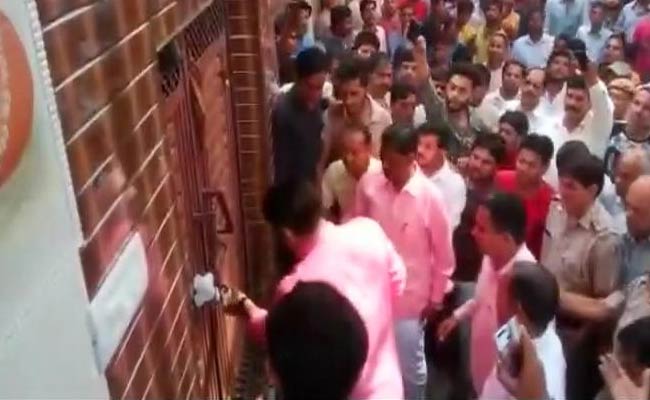 FIR Filed Against Delhi BJP Chief For Breaking Lock Of Sealed House